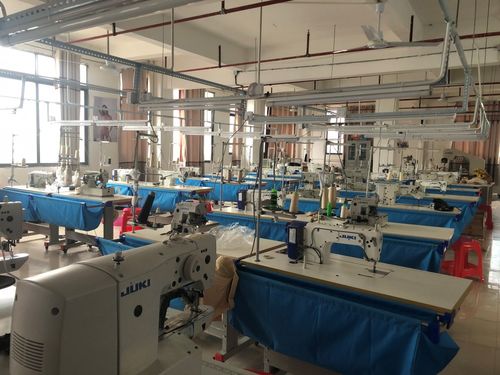 上犹实验幼儿园制衣厂关停风波 承诺整改背后的校园安全之困